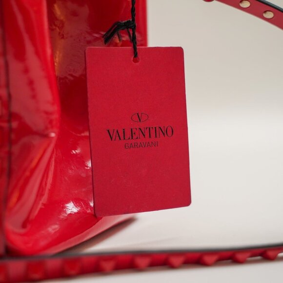Valentino Patent Red Leather Rockstud Trapeze Medium Tote Bag - Picture 2 of 13